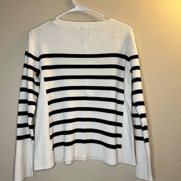 H&M Black and White Striped Knit Sweater L - Picture 5 of 10